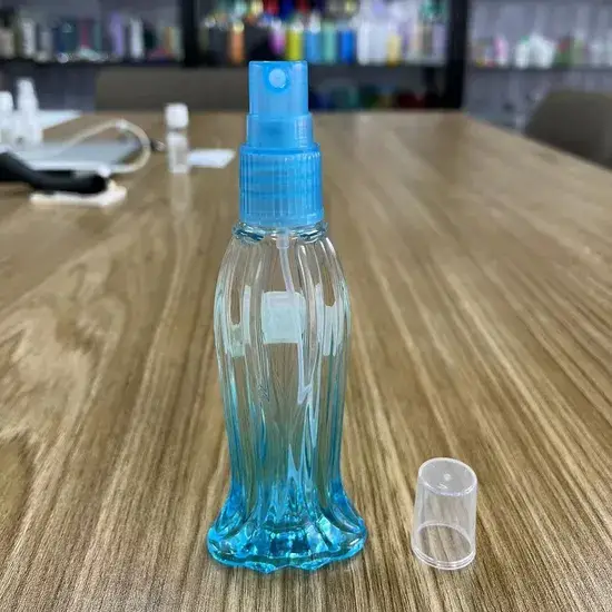 Chai xịt nước hoa thủy tinh gradient 18ml có thể nạp lại, màu xanh sang trọng hình ảnh 1-description