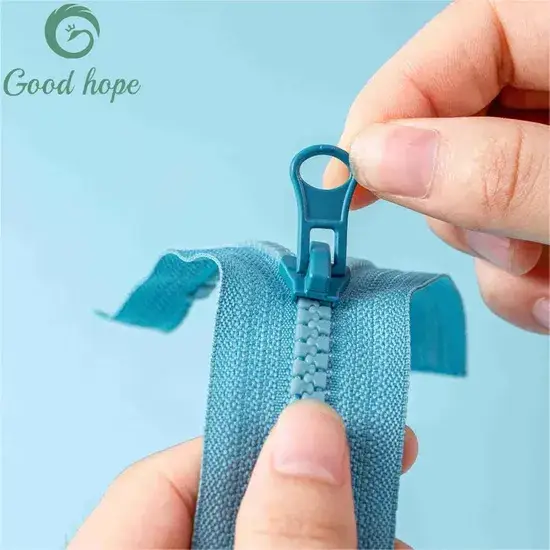 Chất lượng cao và linh hoạt: Zipper nhựa tùy chỉnh cho sản phẩm của bạn hình ảnh 1-description