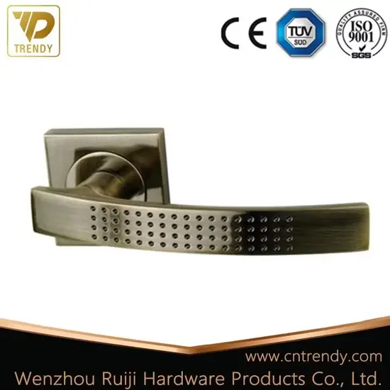 Tay nắm cửa nhôm kiểu cổ điển màu đồng, thiết kế đặc biệt ở phía trước hình ảnh 1-description