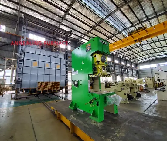 Máy Ép Kim Loại 110t: Hệ Thống Cấp Nguyên Liệu và Khuôn Hiện Đại hình ảnh 1-description