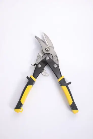 Kéo cắt tôn CRV với tay cầm TPR: Lựa chọn tối ưu cho công việc cắt tôn hình ảnh 1-description
