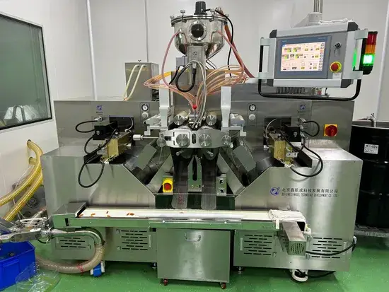 Máy Đóng Viên Nang Mềm Tự Động Cho Ngành Dược Với Hệ Thống Điều Khiển PLC hình ảnh 1-description