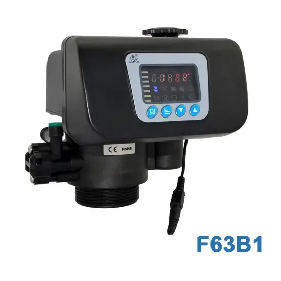 Giải pháp lọc nước mềm cho gia đình và công nghiệp với hệ thống bể nhựa FRP và van điều khiển Runxin hình ảnh 1-description