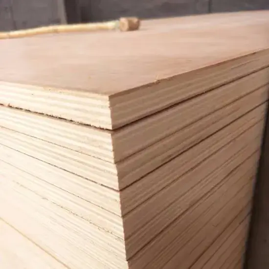 Ván plywood hiện đại: Phương pháp không gian sống năng động với vách ngăn trang trí hình ảnh 1-description