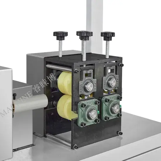 Máy ép ống tăm bông nhựa hiệu suất cao hình ảnh 1-description